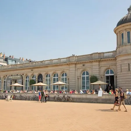 In Near The & Casino 아파트 오스텐드